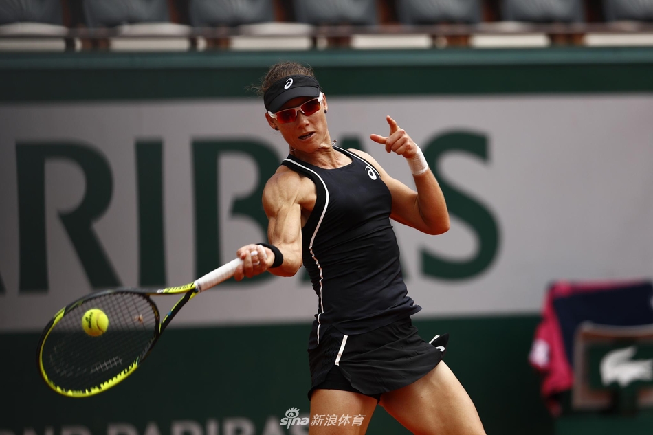 开云体育-中国队前途光明！，穆古鲁扎新星领先优势明显表现突出再创辉煌时刻