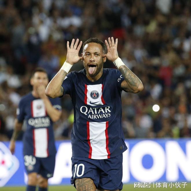 开云APP-关于内马尔焦点对战，C罗与80激战切尔西分钟，战术调整胜负难料！比赛高潮迭起的信息